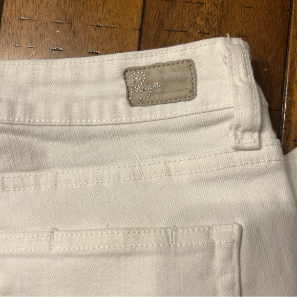 Paige Canyon Flare Low Rise White Denim Jeans, Size 28 - Picture 8 of 11